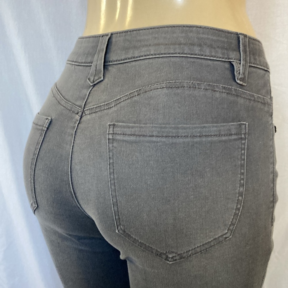 WIT & WISDOM Jeans Tummy Control Classic Gray Size 6 Ankle Length Skimmer Skinny